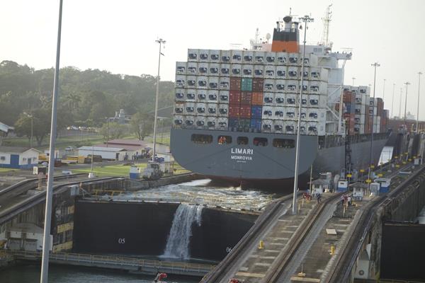 PanamaCanal 20141229 0715 013