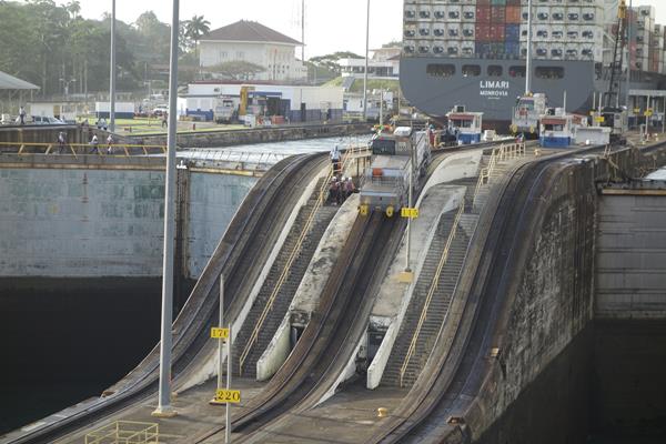 PanamaCanal 20141229 0738 025