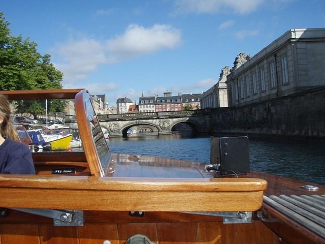 copenhagen canal tour 002